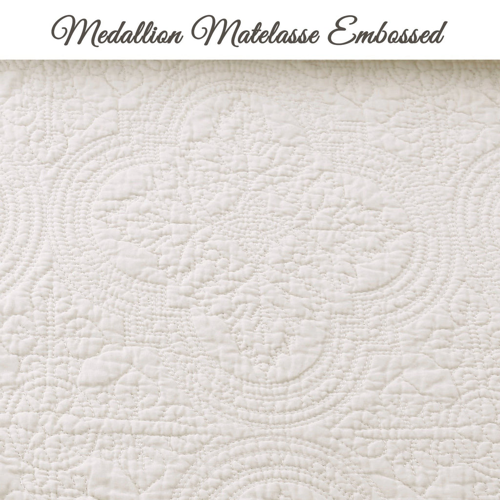 Serenity Ivory Victorian Scalloped Medallion Floral Pure Solid Cotton Reversible Quilt Bedding Set