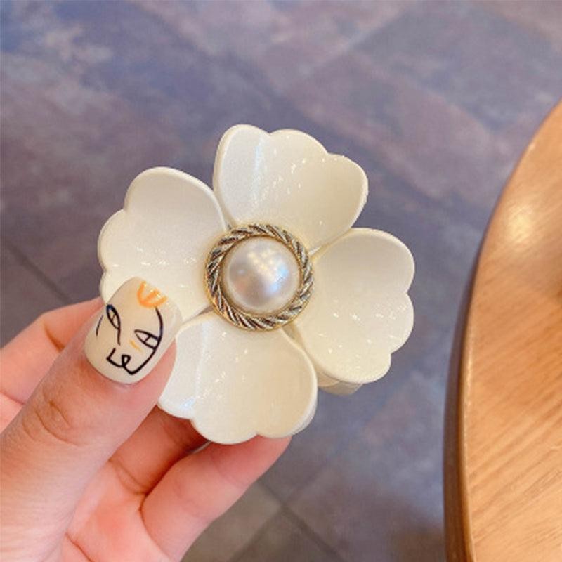 Sweet Flower Shape Hair Clips Women's Girls Hair Claw Chic Barrettes Claw Crab Hairpins Styling Bohemia Hair Jaw Clamps Medium Thick Hair Women