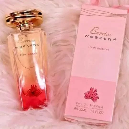 Fragrance World Berries Weekend