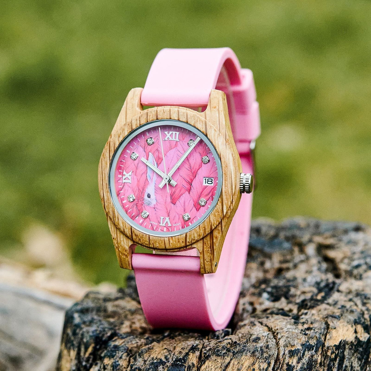 Natural Wood Watch Women's - Lightweight Eco-Friendly Quartz Wristwatch with Minimalist Design Casual Daily Wear