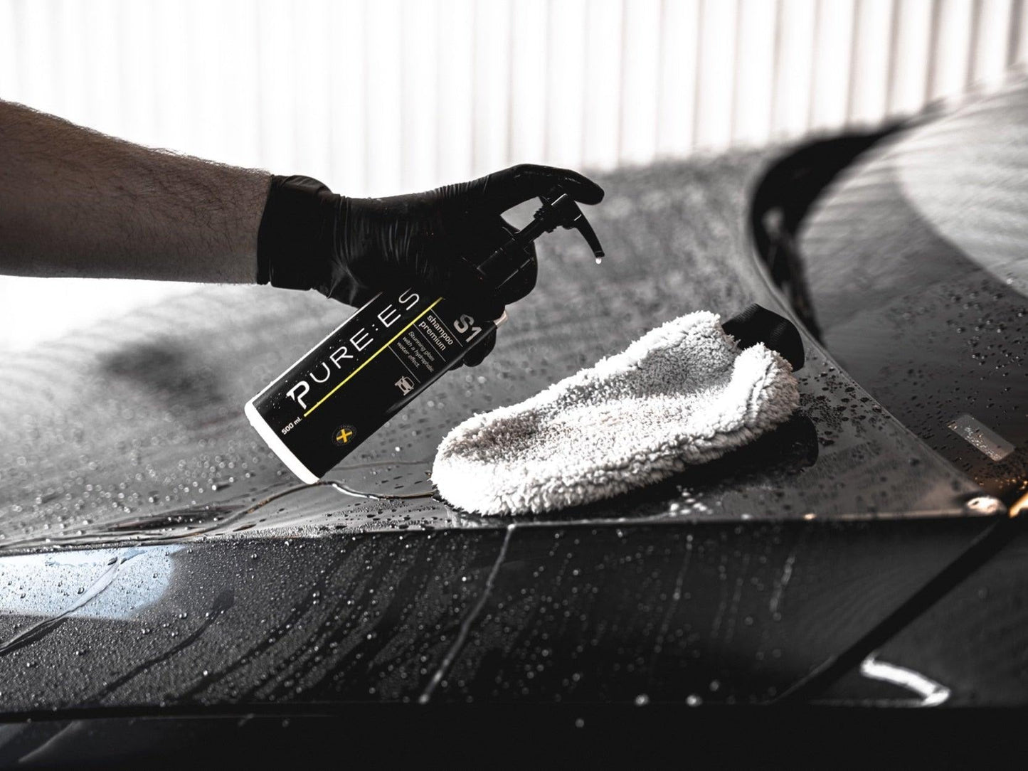PURE:EST | Microfiber Washing Glove - Gentle & Scratch-Free
