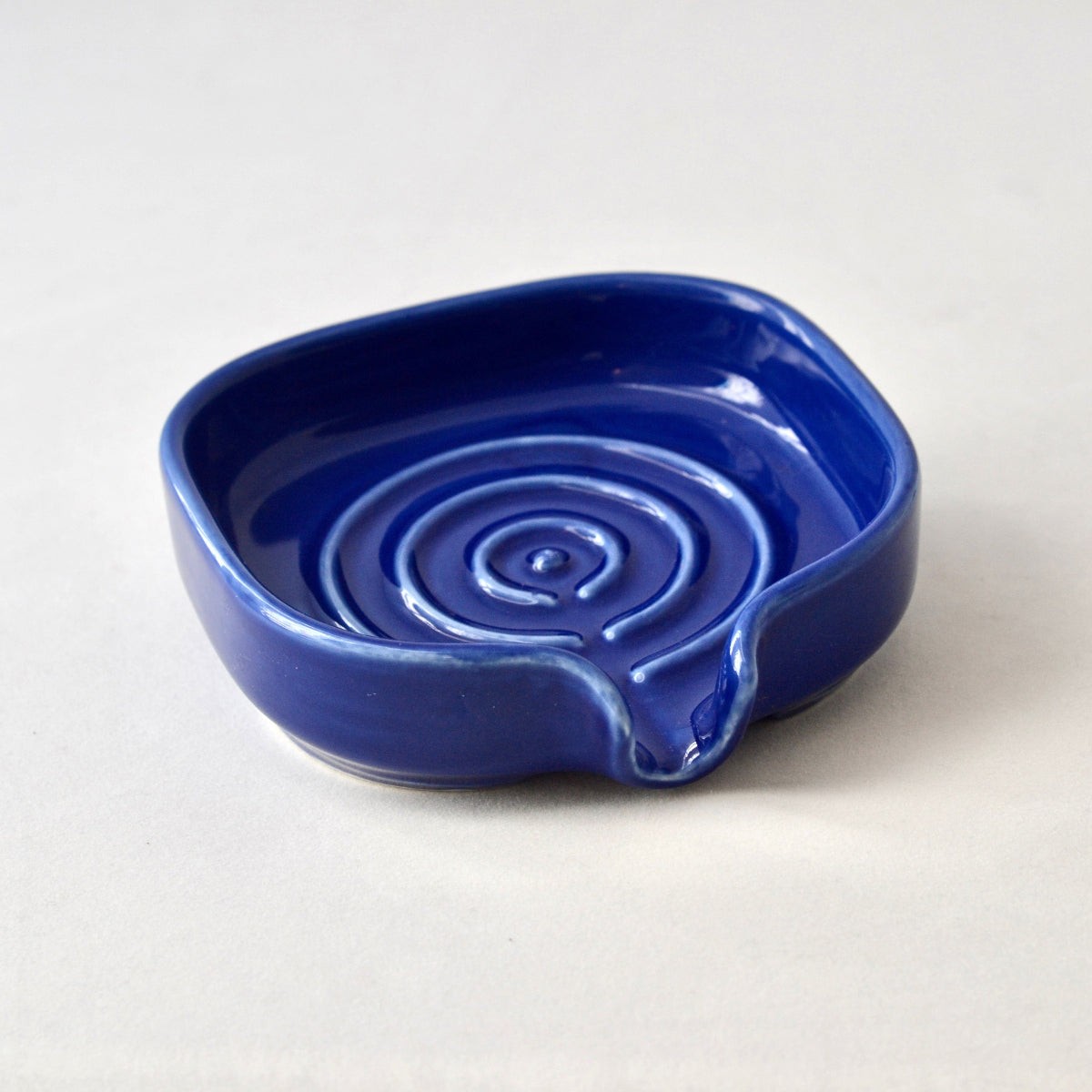 Self Draining Soapdish - Zero-Waste Porcelain - Cobalt Blue