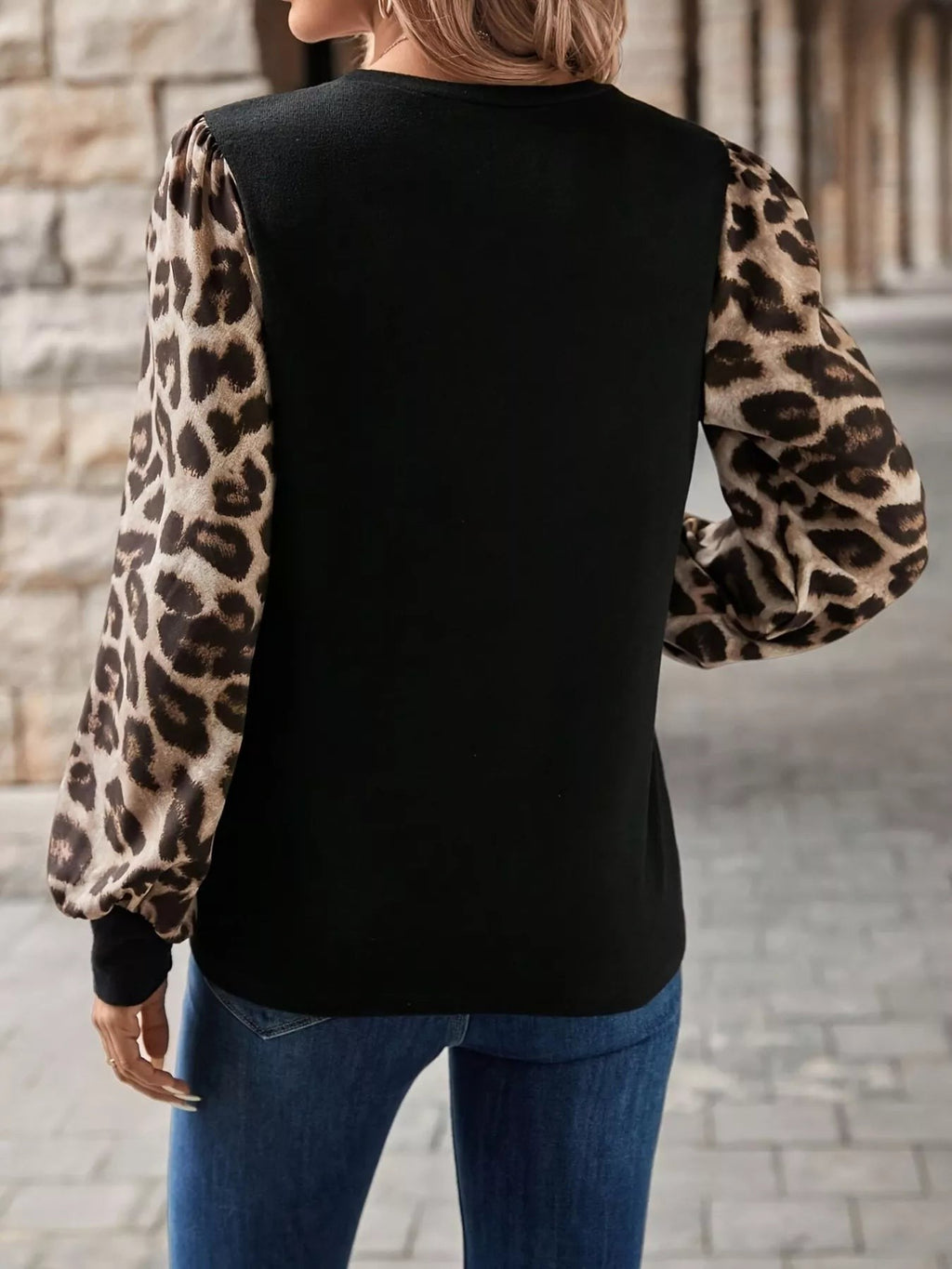 Leopard Long Sleeve Round Neck Tee