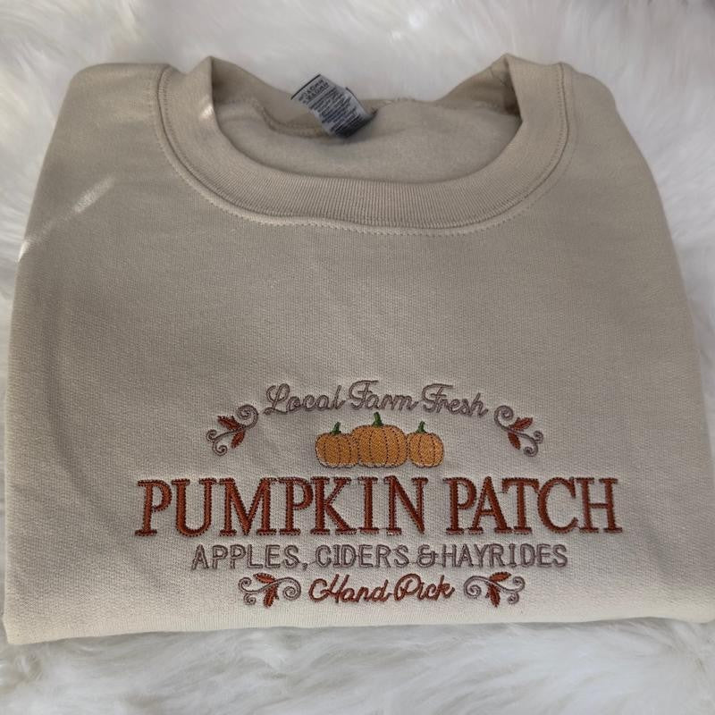 Pumpkin Patch Embroidered Sweatshirt – Cozy Fall Pullover Women's & Men, Autumn Farm Style