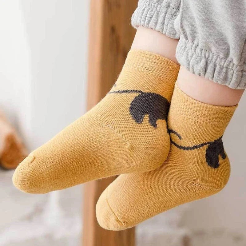 Kids Cartoon Cat Middle Tube Socks Autumn Winter Crew