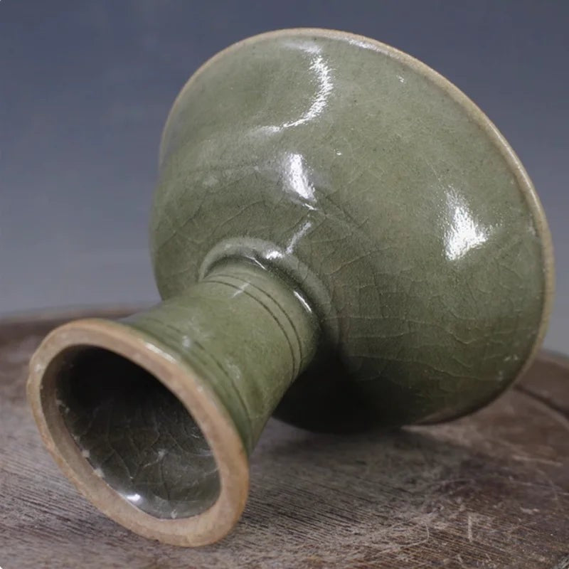 Celadon Phoenix High‐Footed Bowl – Antique‐Style Porcelain Ornament