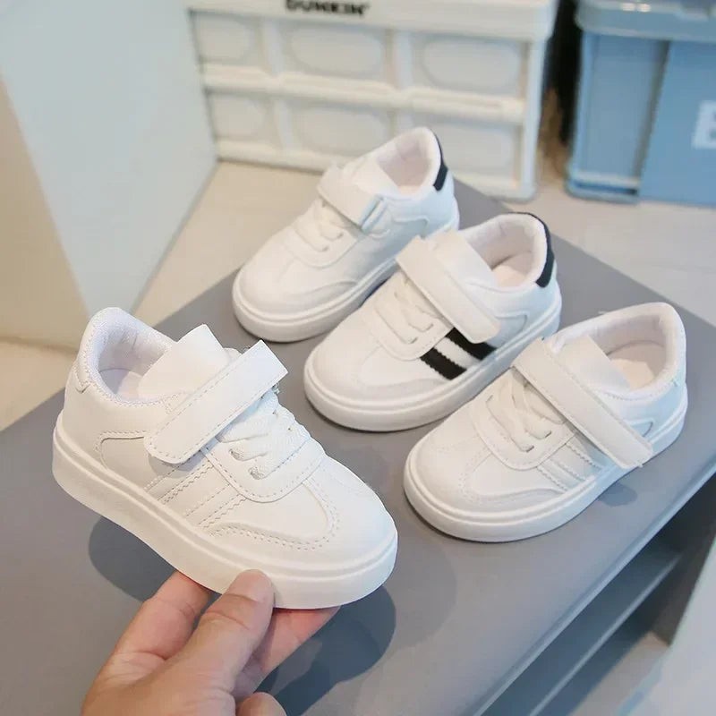 Kids Sports Shoes for School 2025 New Fashion Boys Girls White Shoes Non-slip Soft Sole Children Casual Shoes Hook&loop Trendy