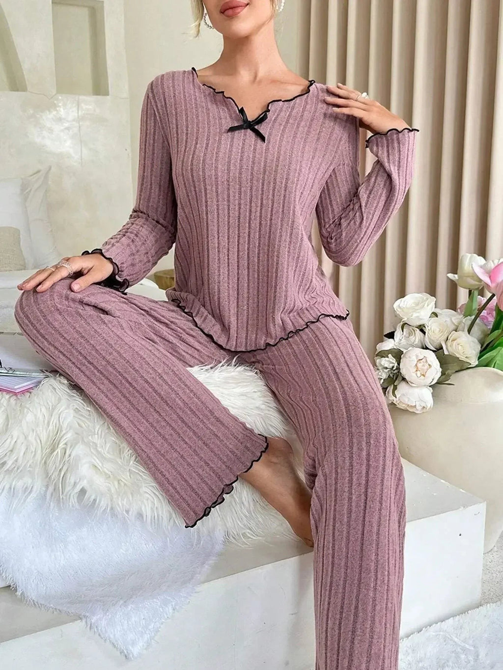 Autumn Winter Warm Flannel Pajamas Set Women Sleepwear Long Sleeve Tee Top and Trousers Casual Homewear Loungewear