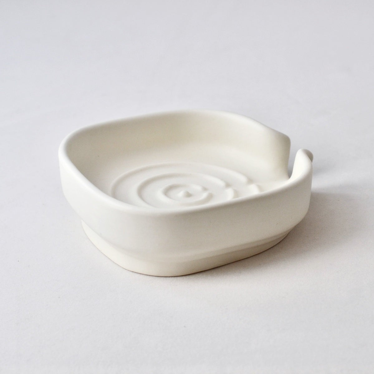 Self Draining Soapdish - Zero-Waste Porcelain - White Matte