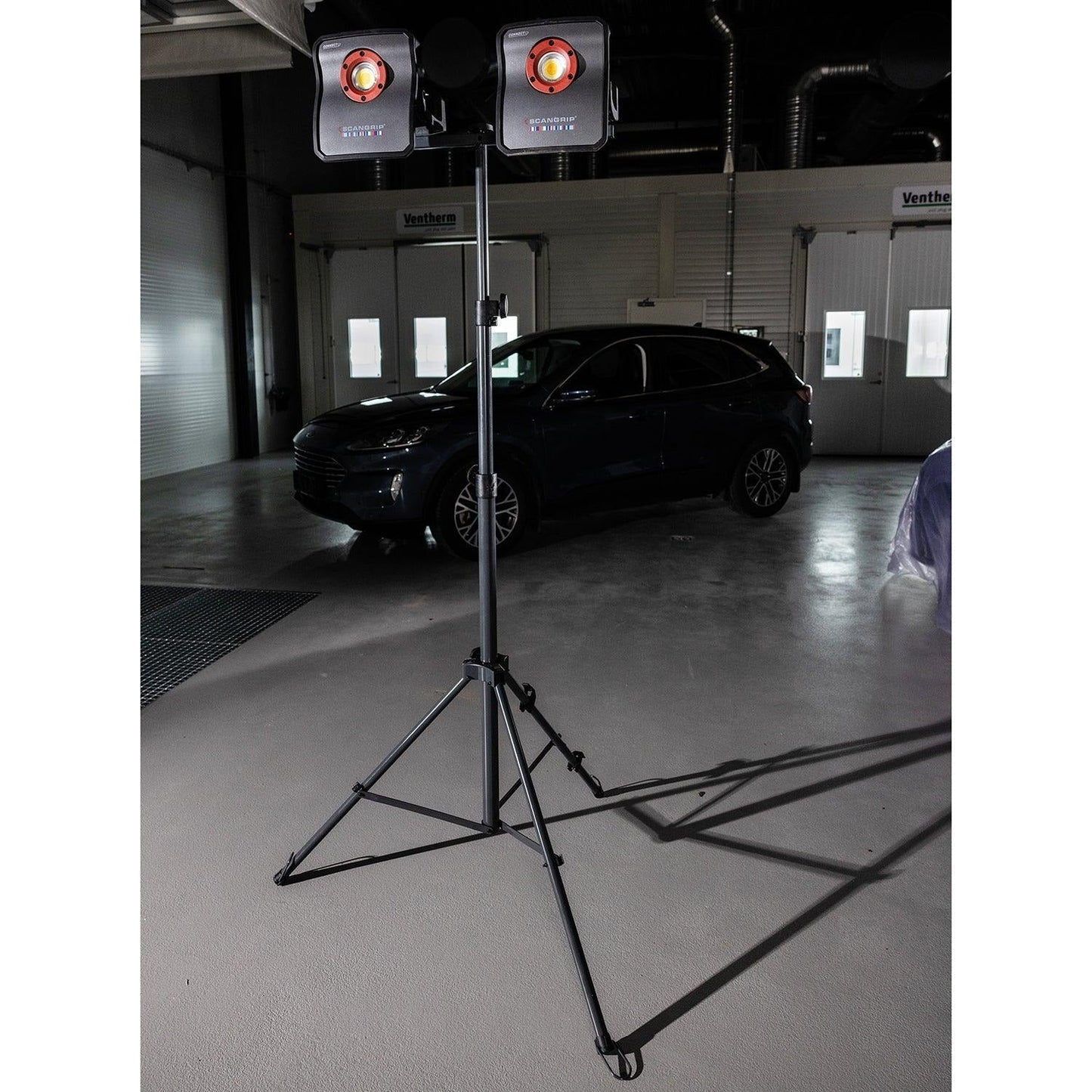 SCANGRIP MULTIMATCH 8 CONNECT – 8000 Lumen Professional Light for Paint Correction & Inspection