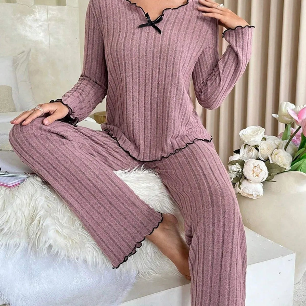 Flannel Warm Sleepwear Women Casual Pajamas Set Long Sleeve Tee Top and Trousers Set Homewear Autumn Winter Loungewear