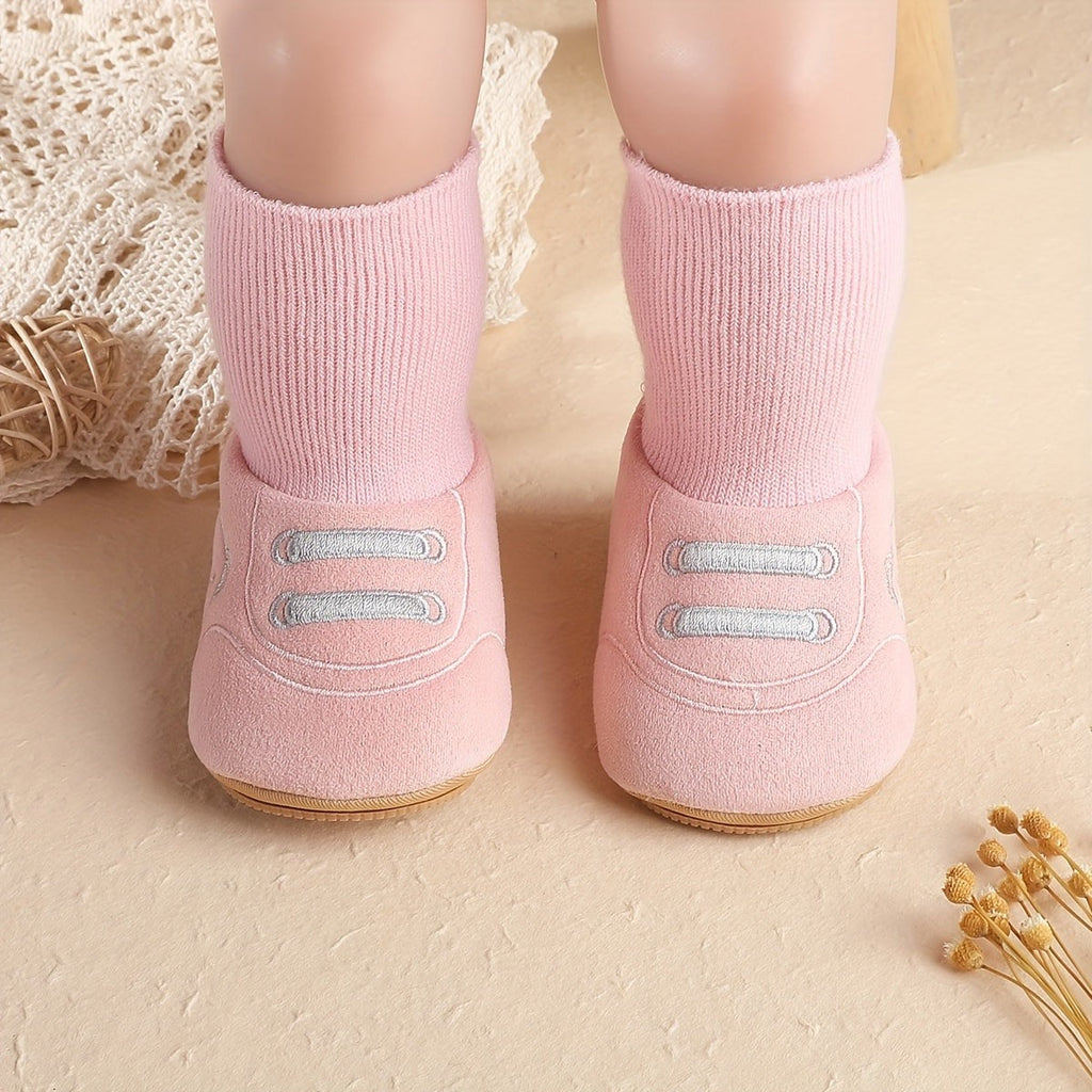 1 Pair Cozy Winter Baby Cartoon Socks with Non-Slip Sole for 0-1 Year Old Boys & Girls - Soft Fleece Lined, Mid-Calf Height | Cute Design for Daily & Casual Wear | Toddler Indoor Shoes with Hook-and-Loop Fastener Closure