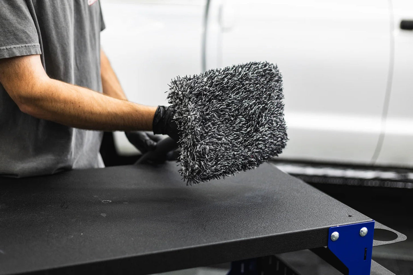 The Rag Company Mitt On A Stick – Ultimate Reach Wash Tool (3 pole)