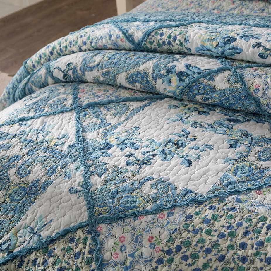 Tache Petal Dance White Blue Floral Paisley Vintage Garden Scalloped Cotton Patchwork Quilt Set (JHW-646)