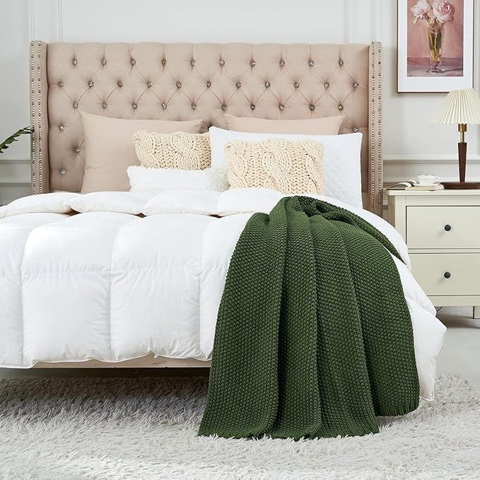 Longhui bedding Chunky Cable Knit Throw Blanket Lightweight Olive Green 100% Organic Cotton Blanket for Sofa Couch Bed Baby Nursery, Rustic Shabby Chic Modern Farmhouse, 51” x 63” Give Laundering Bag