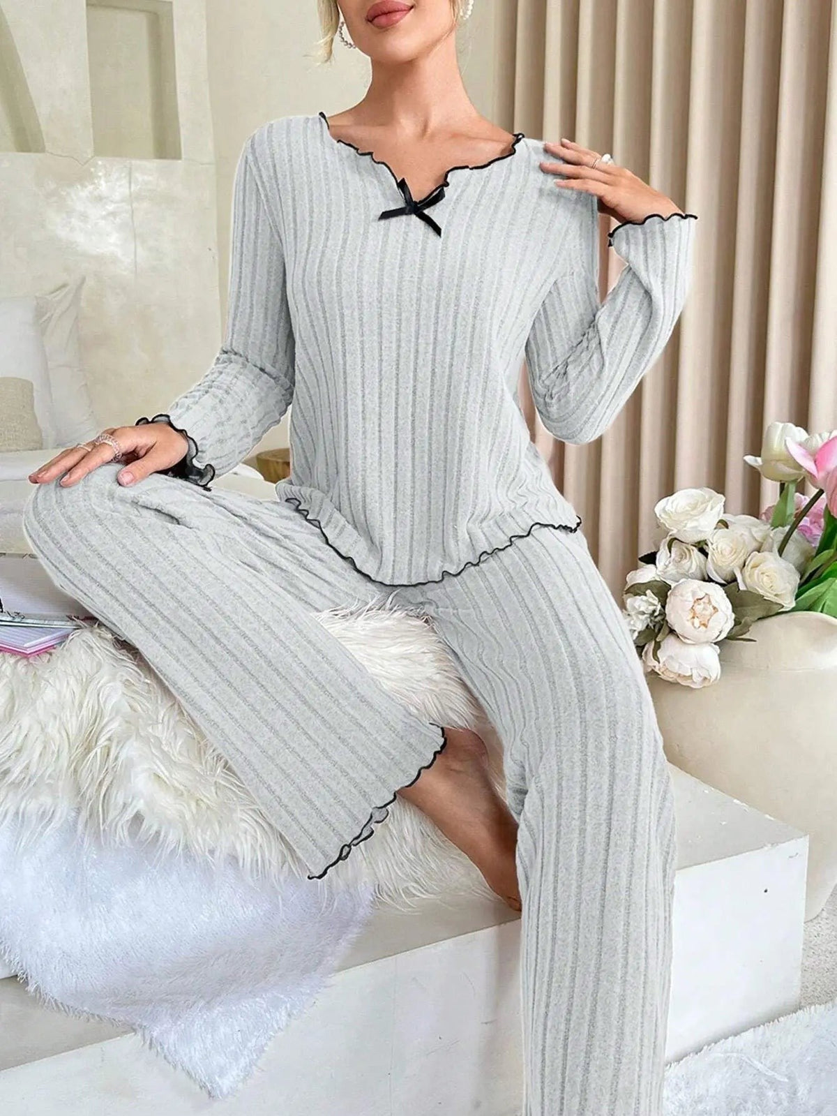 Flannel Warm Sleepwear Women Casual Pajamas Set Long Sleeve Tee Top and Trousers Set Homewear Autumn Winter Loungewear